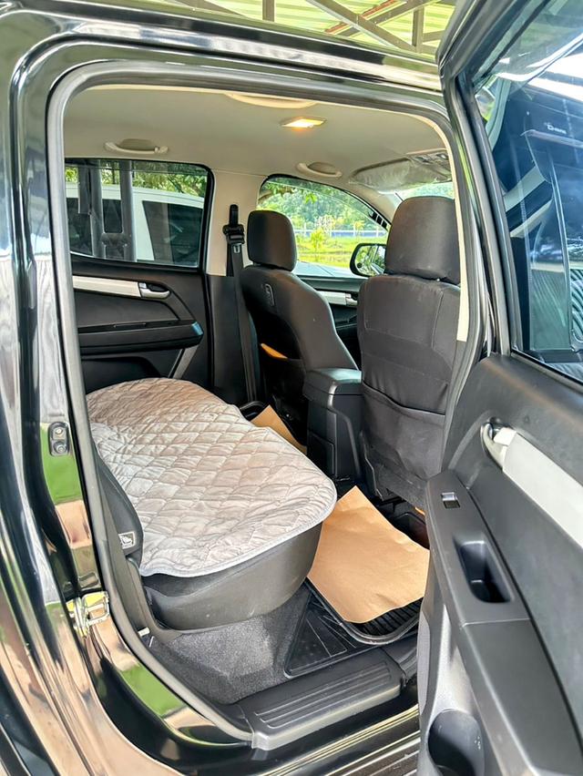  Isuzu MU-X · 4 ประตู ปี2017 7