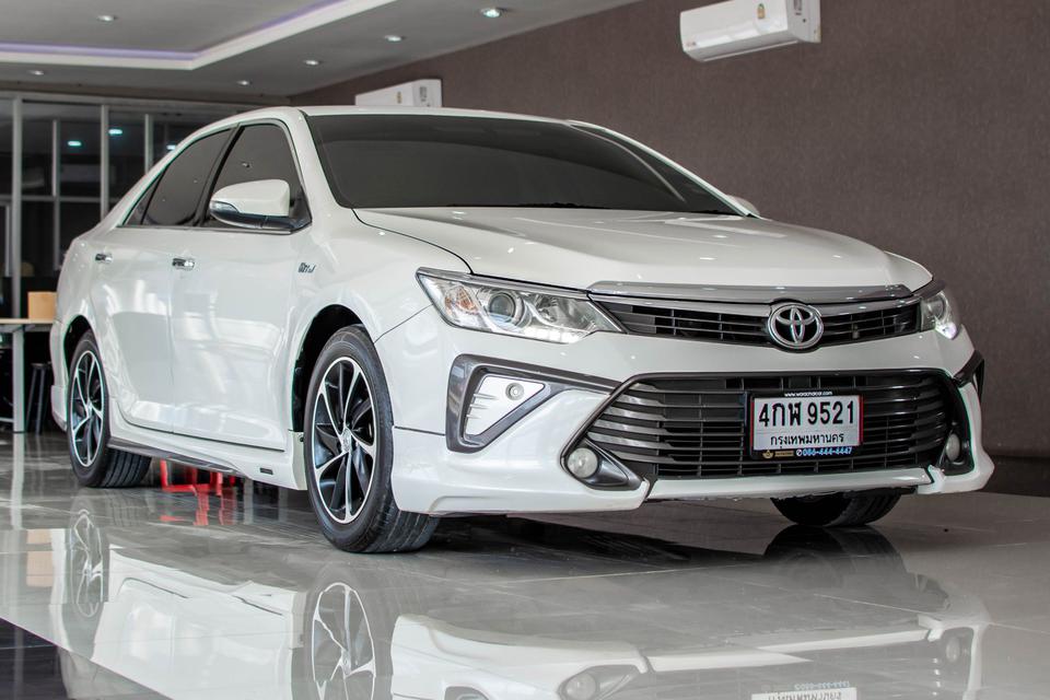 TOYOTA CAMRY 2.0 G EXTREMO  2