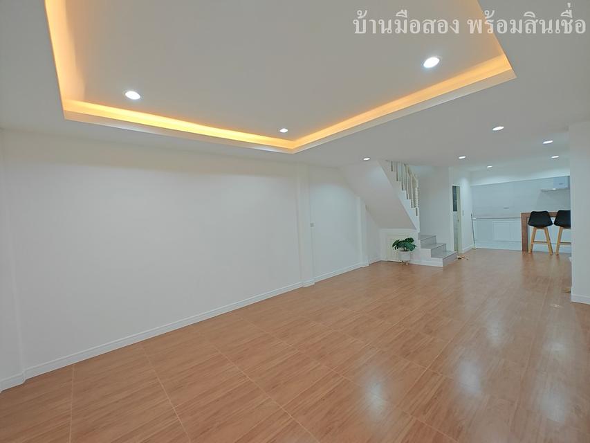 หมู่บ้านรัชธานี6 สายไหม 13