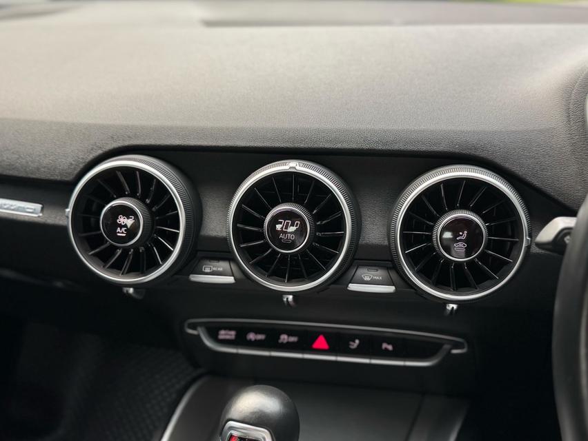 Audi TT Coupe 45 TFSI quattro S- รูปที่ 13