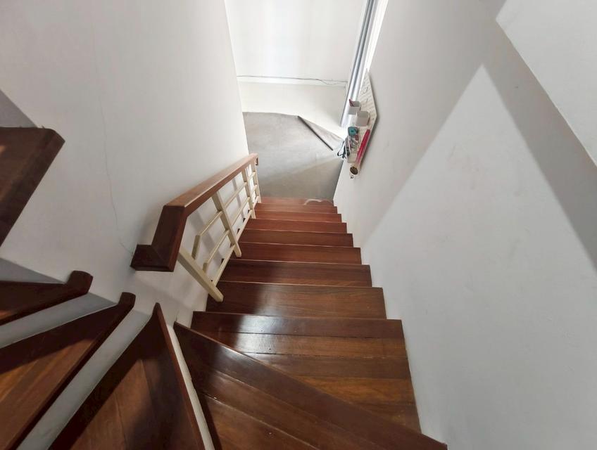 หมู่บ้านไนน์ คาแนล รังสิต-คลอง 8 ถนนรังสิต-นครนายก ต.ลำผักกูด อ.ธัญบุรี จ.ปทุมธานี 9