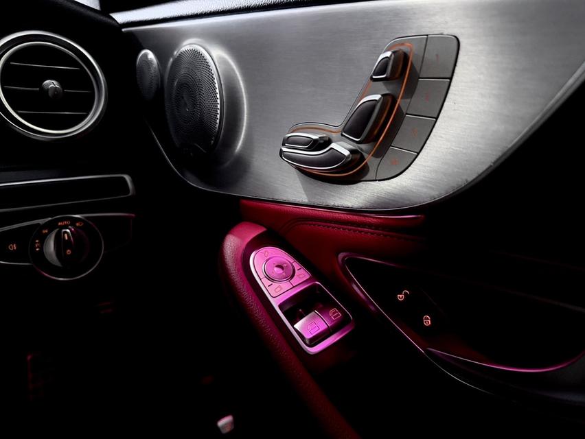 Benz C200 Coupe AMG Dynamic ปี 2018 รถมือเดียว ออกป้ายแดง เลขไมล์ 127,xxx km. รูปที่ 16