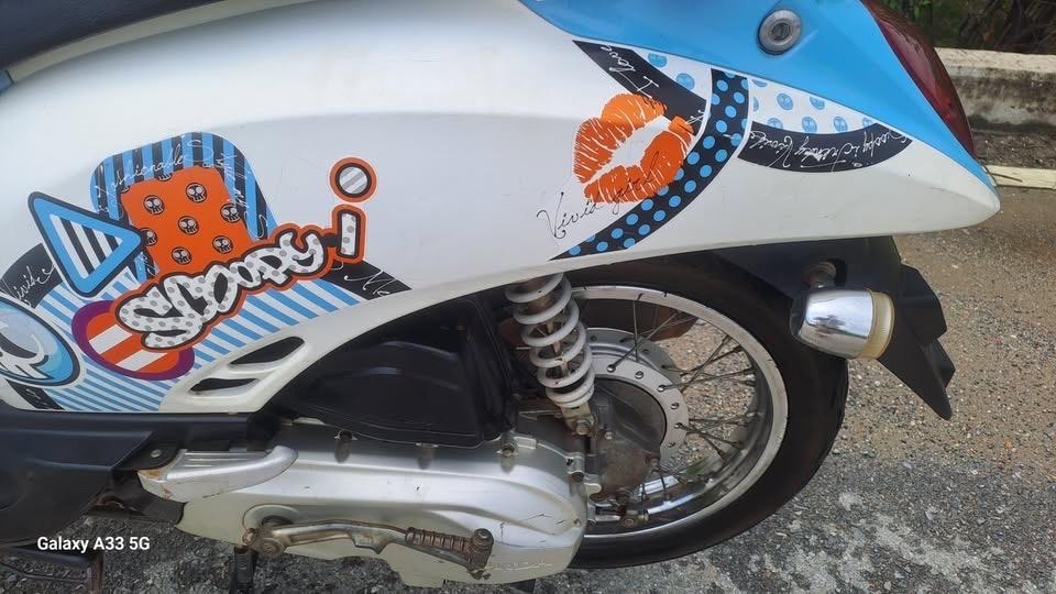 scoopy  รถบ้านสภาพดีเอกสารครบ 5