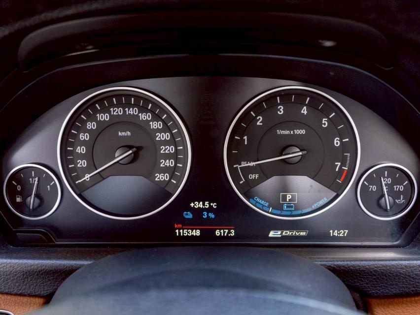 BMW 330e 2.0Plug in hybrid ปี18 8