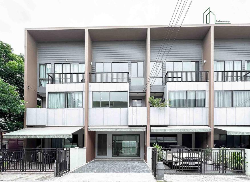 ทาวน์โฮม 3 ชั้น บ้านกลางเมือง พระราม 9 – กรุงเทพกรีฑา สวยพร้อมเข้าอยู่ 1