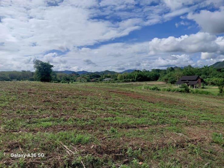 ขายที่ดิน แม่ออน จังหวัดเชียงใหม่ 43-2-66 ไร่ ที่ดินเป็นโฉนด (ครุฑแดง) 2 ใบ ต.บ้านสหกรณ์ อ.แม่ออน จ.เชียงใหม่ 2