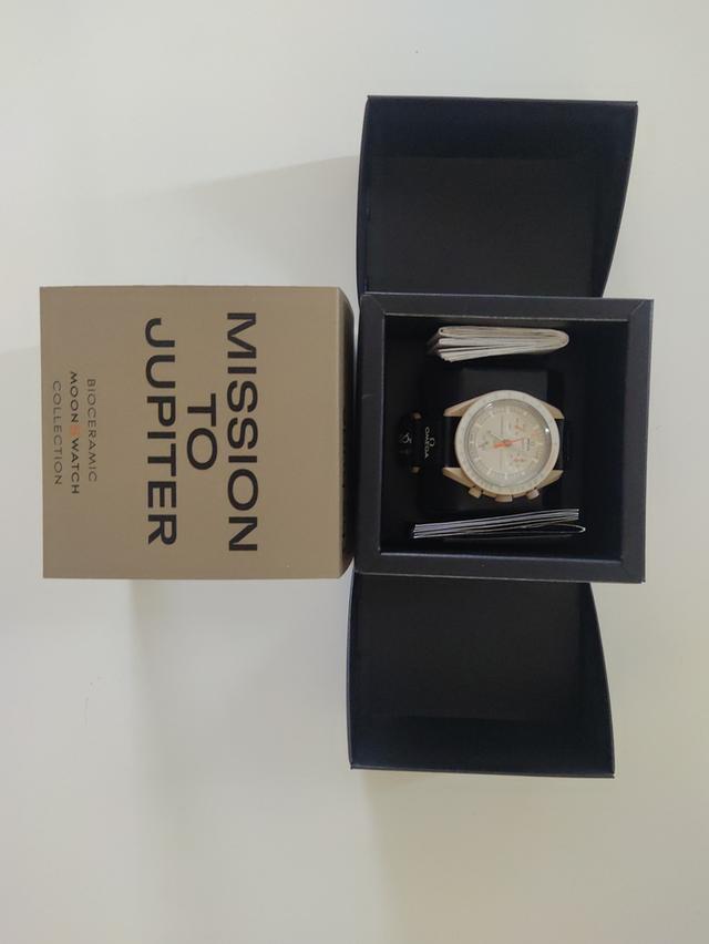 swatch x omega quartz jupiter 3