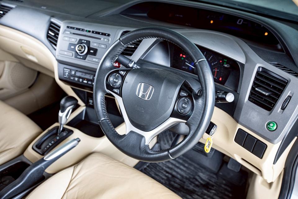 Honda Civic Fb 1.8E เบาะไฟฟ้า สีน้ำตาล ปี 2013  15