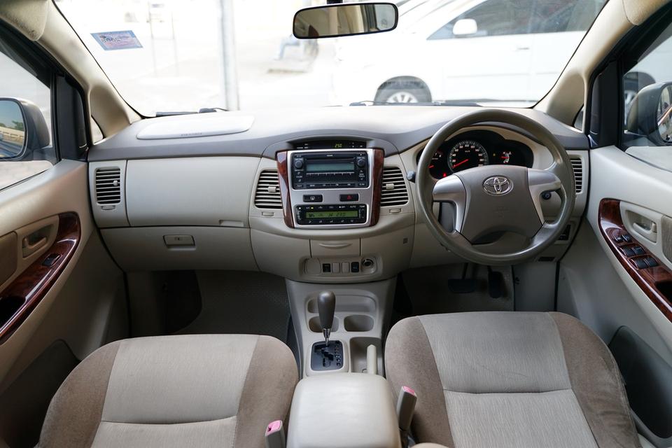 2014 TOYOTA INNOVA 2.0G 11