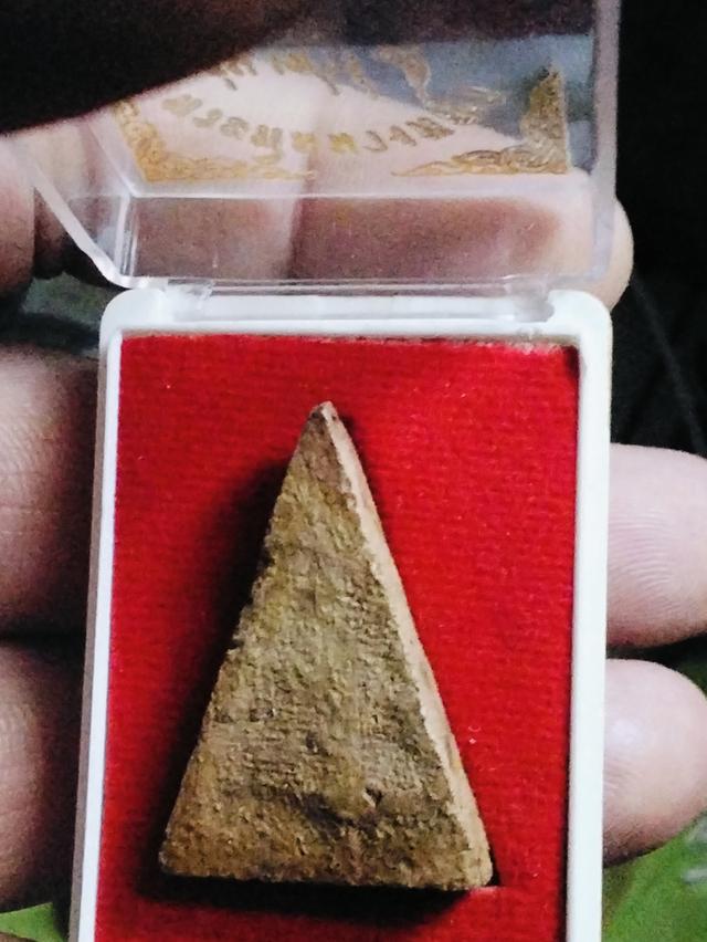 พระเนื้อผง  กรุนางพญา รูปที่ 2