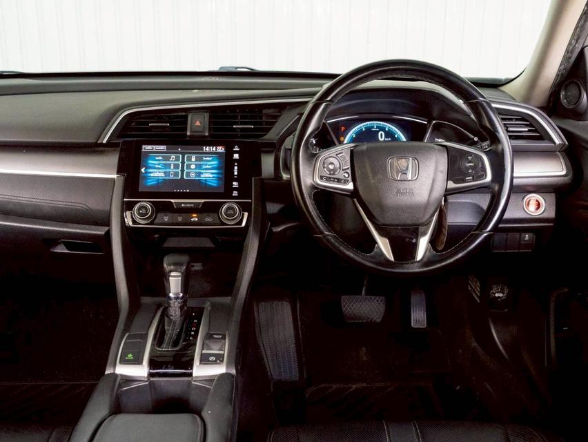 Honda Civic 1.8El ปี17 11