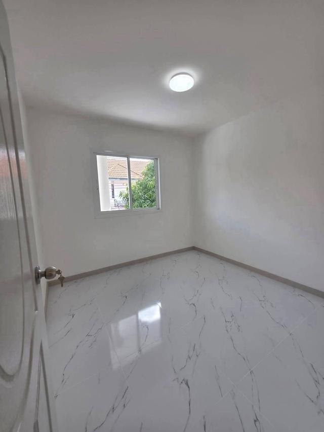 บ้านบัวทอง 4 3 ห้องนอน ต่อเติมครบ ครัว–โรงรถ PU Foam 10