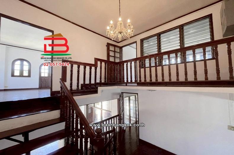 บ้านเดี่ยว เนื้อที่ 105 ตร.ว. หมู่บ้านอยู่เย็น 2 (ซอยรามอินทรา 34 แยก 15) ถนนรามอินทรา แขวงท่าแร้ง เขตบางเขน 7