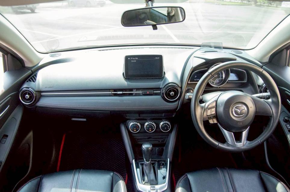 Mazda2 1.3 High Connect 5 ประตู สีแดง ปี 2017 15