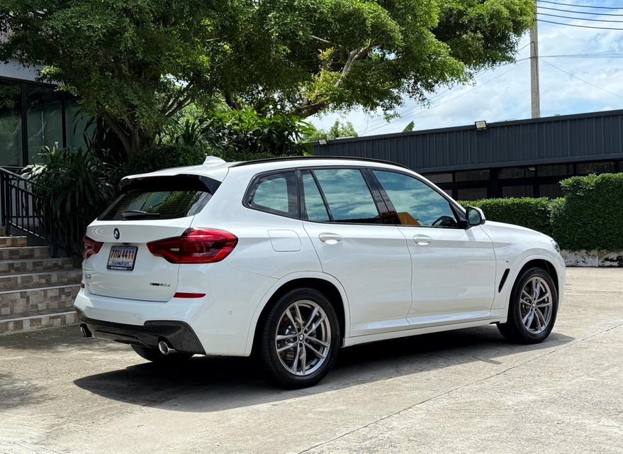2020 BMW X3 20D MSPORT รถมือเดียวออกป้ายแดง รถวิ่งน้อย เข้าศูนย์ทุกระยะ ไม่เคยมีอุบัติเหตุครับ