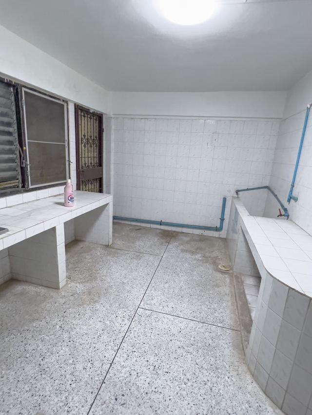 ตึกแถว อาคารพาณิชย์ให้เช่า 4