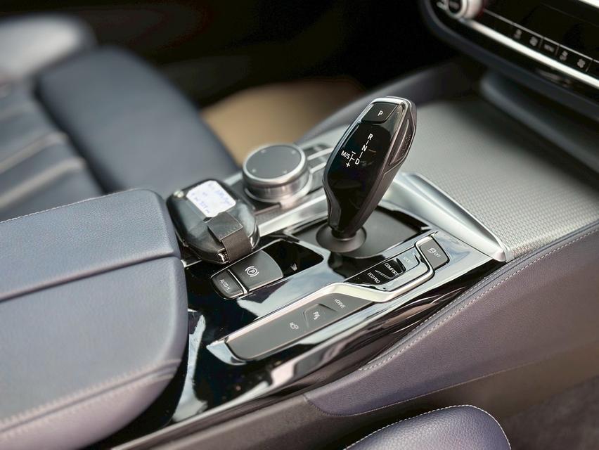 รหัสรถ PAT738 BMW 530e M Sport G30 ปี2020 15