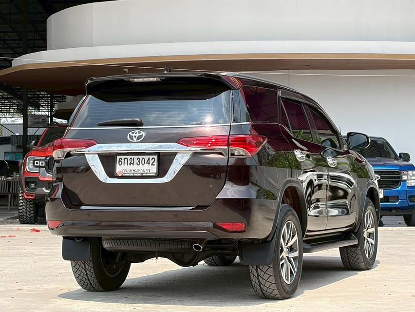 ปี 2017 TOYOTA FORTUNER, 2.4 V โฉม ปี15-ปัจจุบัน รูปที่ 10