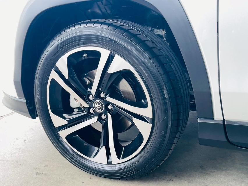 Toyota Yaris Cross HEV Premium Luxury ปี24 แท้ วิ่ง8พันโลแท้ รูปที่ 18