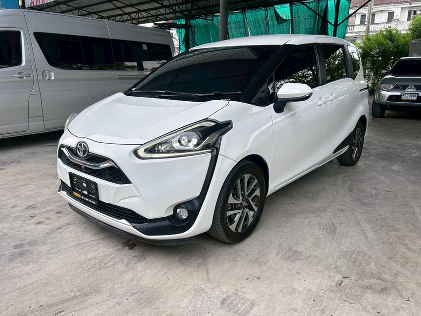 TOYOTA SIENTA 1.5V 2020