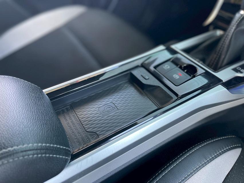 TOYOTA VELOZ 1.5PREMIUM 2023 11