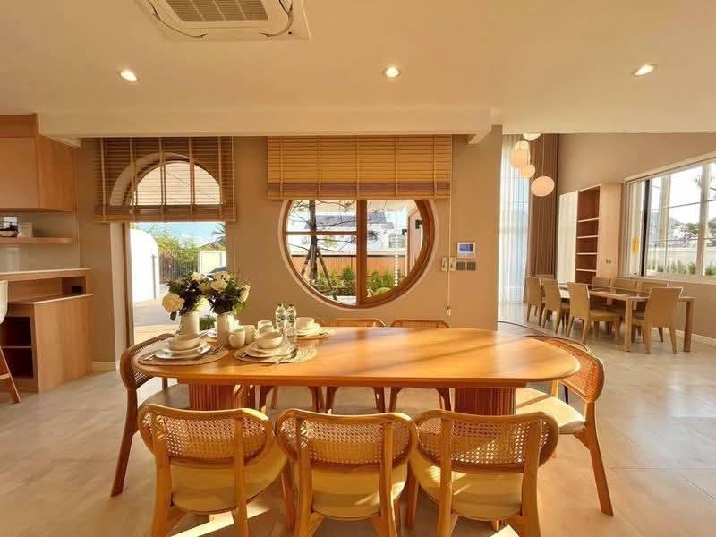 ✨ ให้เช่า Pool Villa หรู 2 ชั้น 4 นอน 5 น้ำ 348 ตรม. ที่ดินกว้าง 213.3 ตรว. เพียง 150,000.-/เดือน (No Pets) 🏊‍♂️ 4