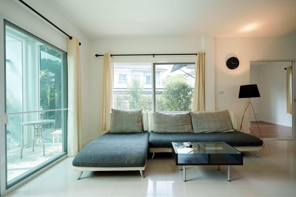 🏡✨ ให้เช่าบ้านเดี่ยวสองชั้นในโครงการ พรั่งพร้อมคลับเฮ้าส์–สระว่ายน้ำ และระบบรักษาความปลอดภัย 24 ชม. อยู่สบายอุ่นใจทุกวัน 13