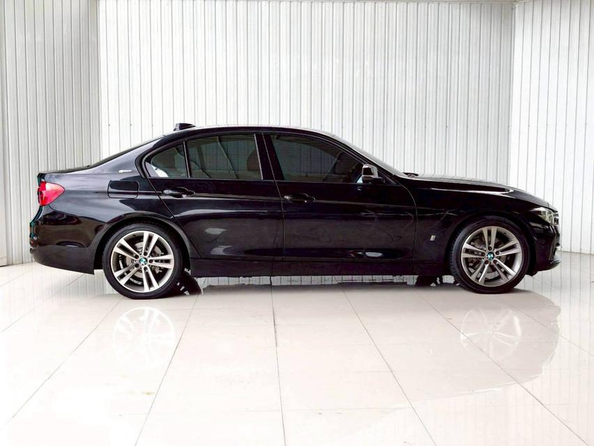 BMW 330e ปี18