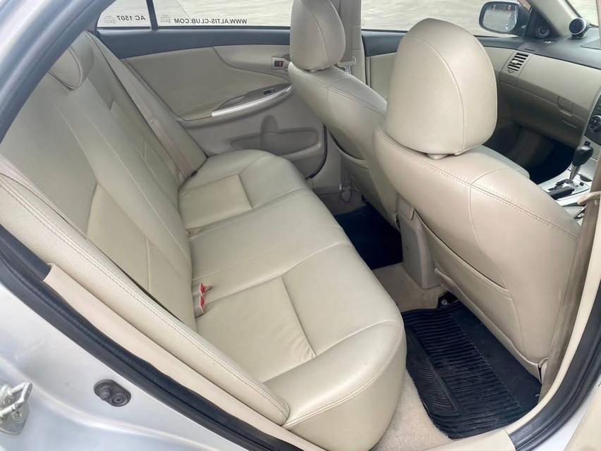 ปล่อยรถ Toyota Corolla Altis 1.6E ปี 2012 10