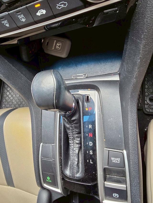 รหัสรถ 12AT4251 HONDA CIVIC 1.8 EL | ปี : 2018 17