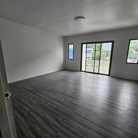 โอกาสลงทุนทำเลศักยภาพ เมืองภูเก็ต ขาย - เช่า อาคารพาณิชย์ 2 คูหา Renovate ใหม่ พร้อมใช้งาน 17