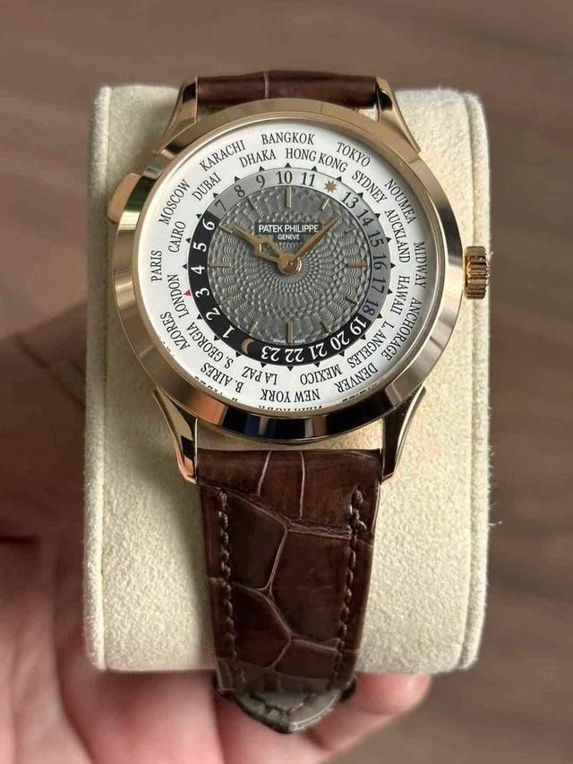 Patek philippe complicated world time  3