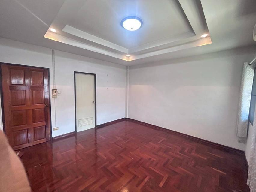 หมู่บ้านบางใหญ่ ซิตี้ ถนนกาญจนาภิเษก ต.เสาธงหิน อ.บางใหญ่ นนทบุรี 16