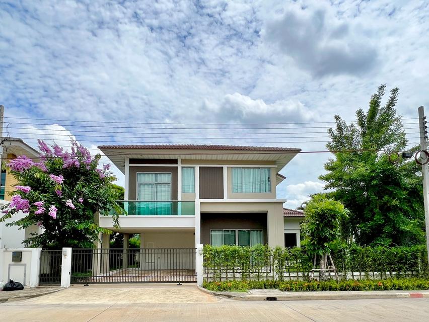 บ้านเดี่ยว 4-ห้องนอน 3-ห้องน้ำ แปลงมุม พร้อมเฟอร์นิเจอร์ Built-in สวยจบทั้งหลัง โครงการเพอร์เฟคเพลส สุขุมวิท77-สุวรรณภูมิ 1