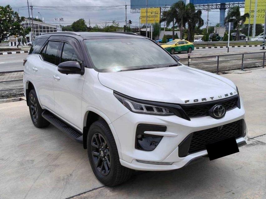 TOYOTA FORTUNER 2.8 GR SPORT BLACK TOP 4WD ปี 2023 รูปที่ 2