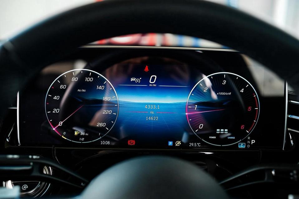 ✨Mercedes-Benz E220d AMG Line ปี 2024 สีดำ พร้อมวารันตีถึง 2027 รูปที่ 12