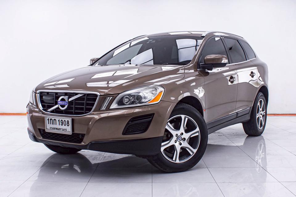VOLVO XC60 2.0 D3 2012 