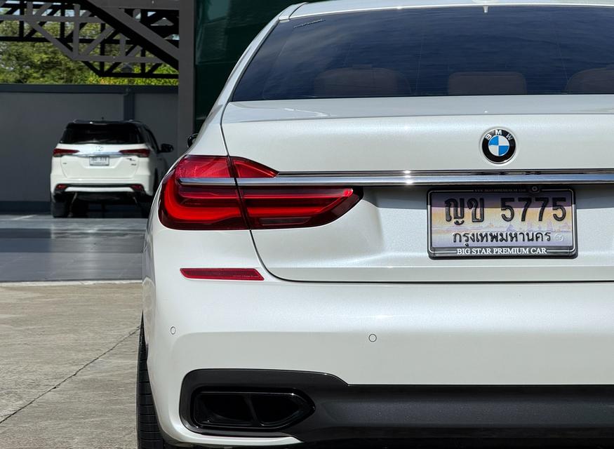 2019 BMW SERIES 7 MSPORT ( แท้ ) รถมือเดียว วิ่งน้อยเพียง 80,000 กม รถเข้าศูนย์ทุกระยะ ไม่เคยมีอุบัติเหตุครับ 8
