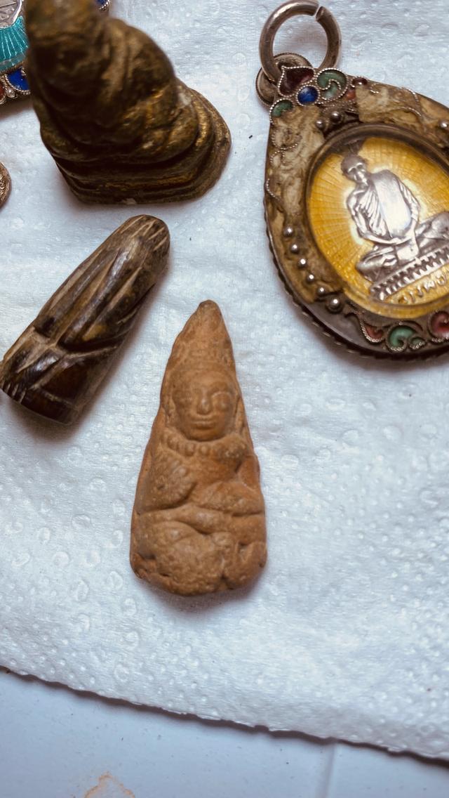 พระอุปคุตเนื้อดินหลวงพ่อโหน่ง สุพรรณ รูปที่ 4