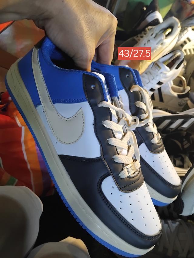 NIKE SIZE 43 ราคา300ค่าส่ง50