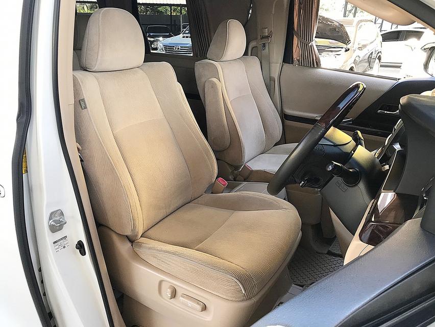 ขาย TOYOTA ALPHARD 2.4 ปี 2012 ไมล์ 200,000 กม.  7
