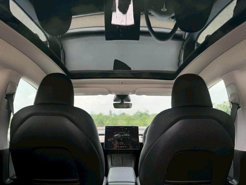 Tesla Model Y  Rear-Wheel Drive ปี 2023 13