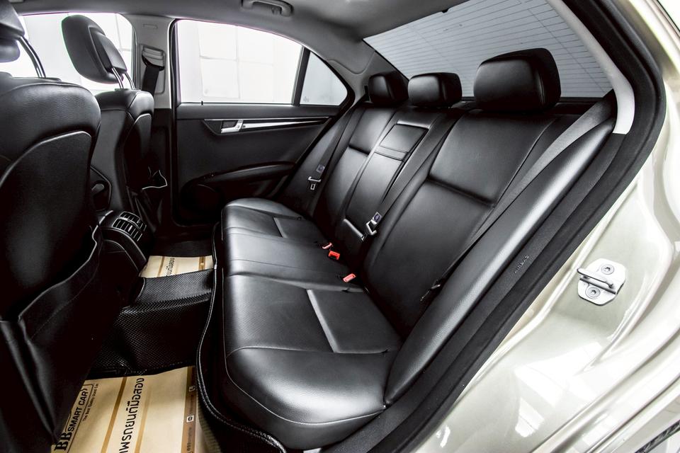 MERCEDES-BENZ C-CLASS C200 KOMPRESSOR (W204) 2010