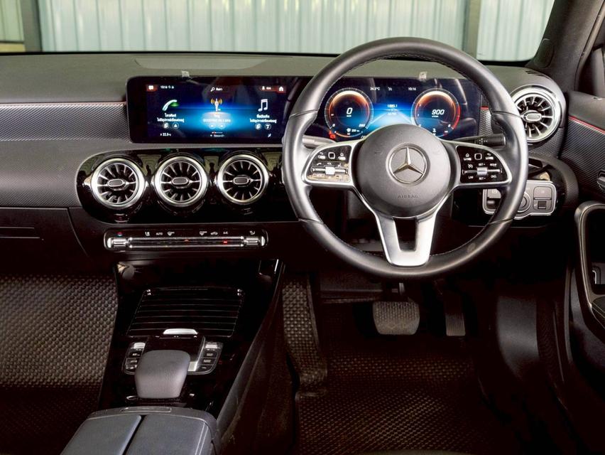 ดาวน์ 0% Mercedes Benz A200 Progressive ปี จด 2022 12