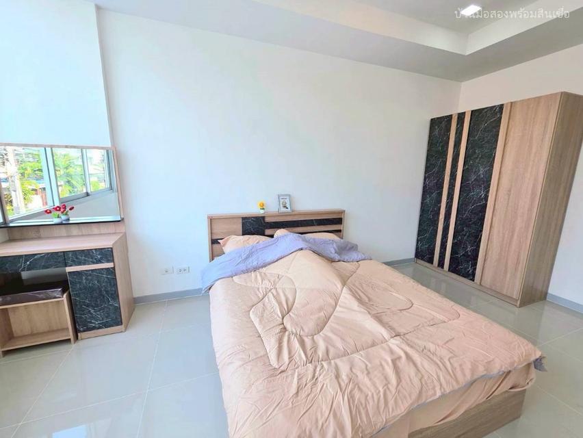 หมู่บ้านราชพฤกษ์ ฉลองกรุง 12