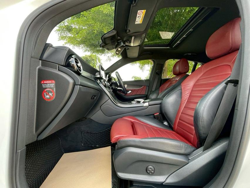 ขาย Benz Glc250 Coupe Amg ปี18 16