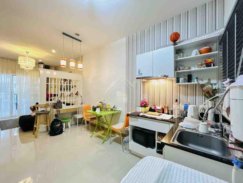 ทาวน์โฮม 2 ชั้น หมู่บ้าน ซิตี้เซนส์ City Sense ประชาชื่น ซอย วัดบัวขวัญ