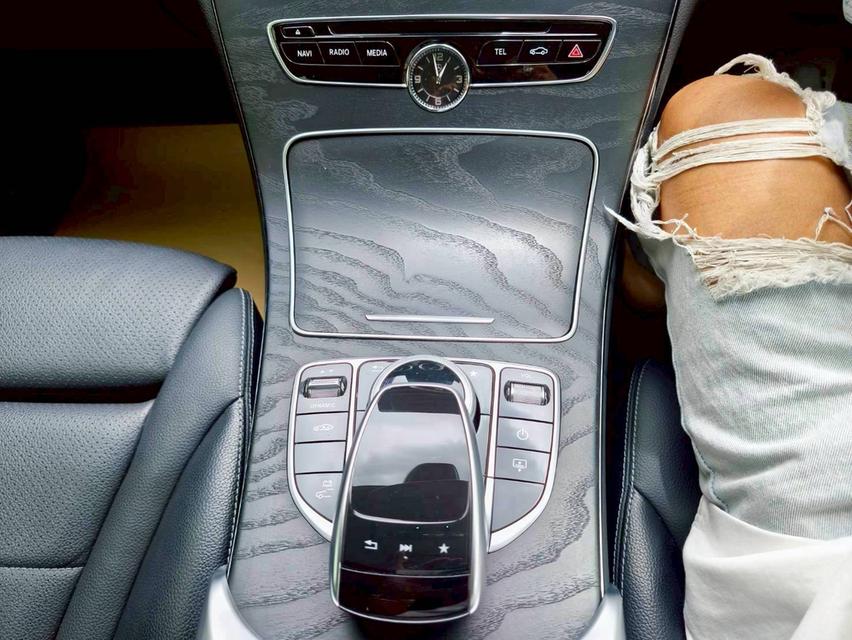 รหัสรถ KPV3682 📌2018 BENZ C350e AVANTGARDE  10