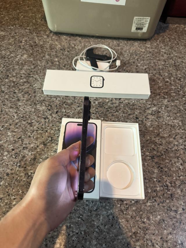 ขายๆๆๆถูกๆๆไอโฟน14ProMaxสีใหม่Purple256กิ๊กมีกล่อง ( แถมแบตมูลค่า1800บาทไว้ไปเปลี่ยนได้เลยคับ ) ใช้งานปกติหมดทุกๆฟังชั่นเครื่องรีสโตได้ตลอดไม่มีติดไอค 5
