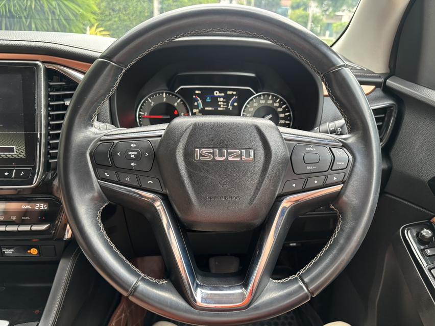 ปี2021 ISUZU MU-X ELEGANT AUTO รอง TOP มือเดียวออกห้าง 12